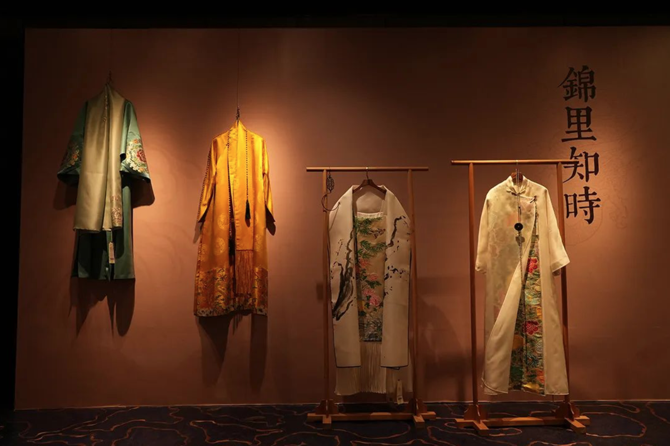 金文云锦艺术特展丝路椅上的锦上芳华